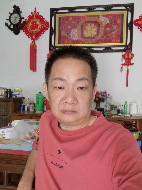 飞天的第一张照片--黄冈相亲服务中心