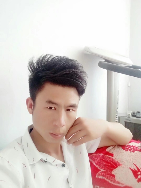 只得一人心的第二张照片--黄冈相亲服务中心