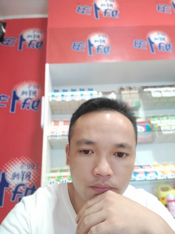 小老弟的第二张照片--黄冈相亲服务中心