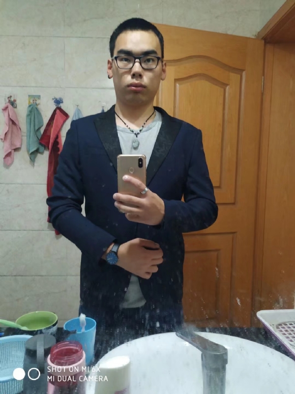 南华于的第一张照片--黄冈相亲服务中心