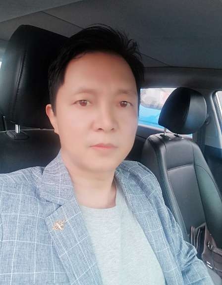深蓝的第一张照片--黄冈相亲服务中心