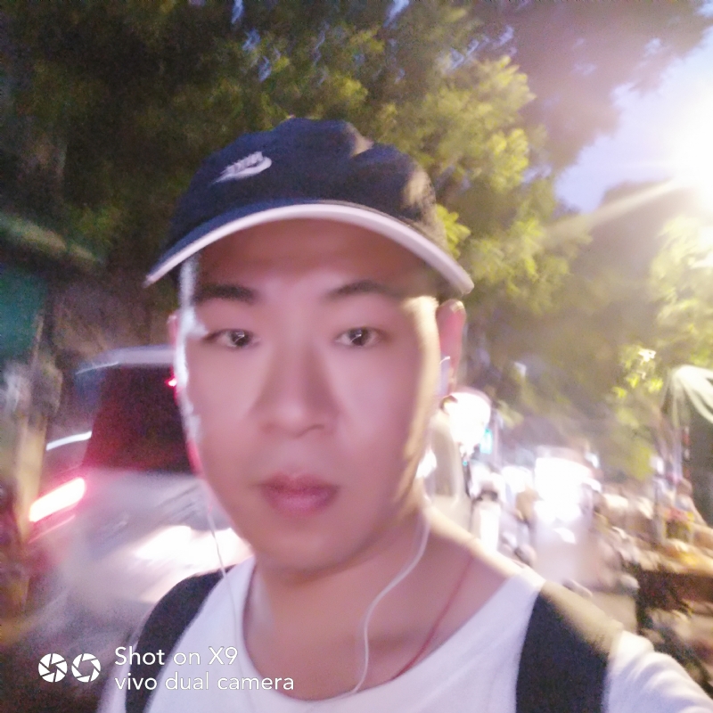 心跳男孩的第一张照片--黄冈相亲服务中心