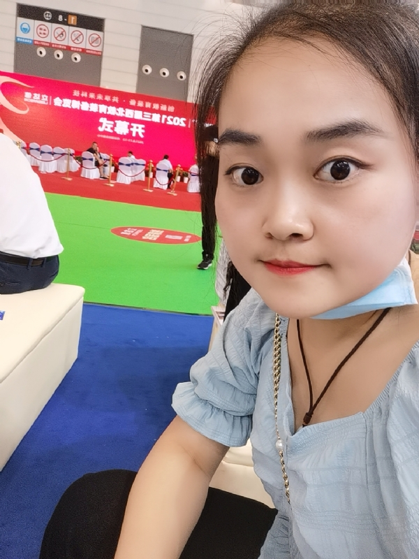 娜娜的第一张照片--黄冈相亲服务中心