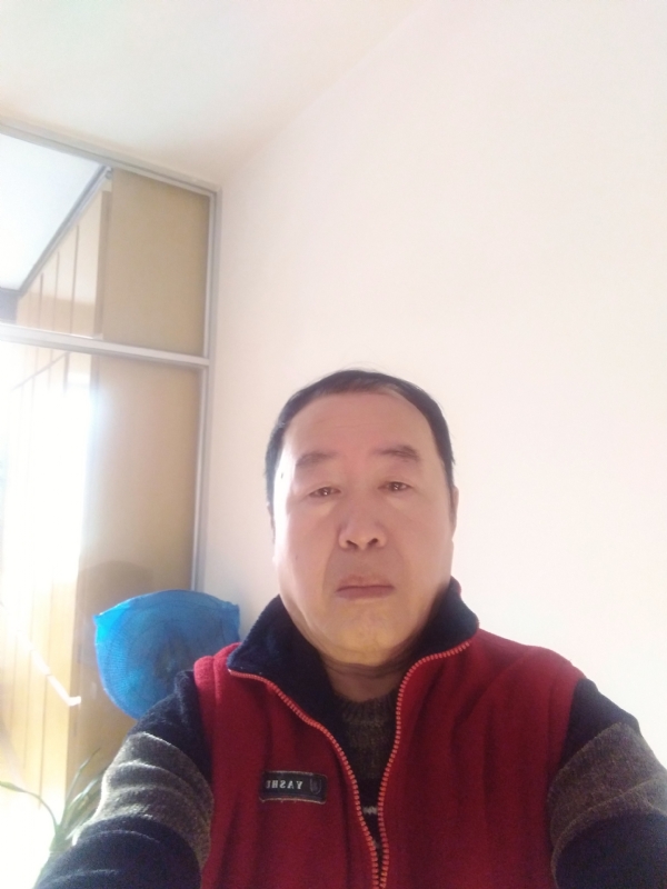 快乐的第一张照片--黄冈相亲服务中心