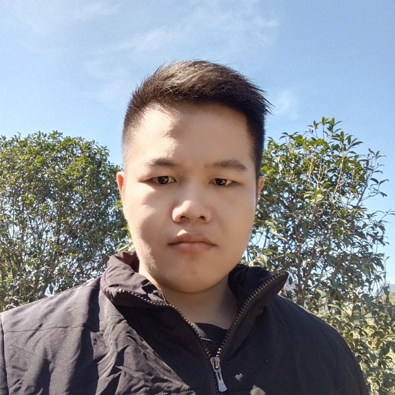龙怀的第二张照片--黄冈相亲服务中心