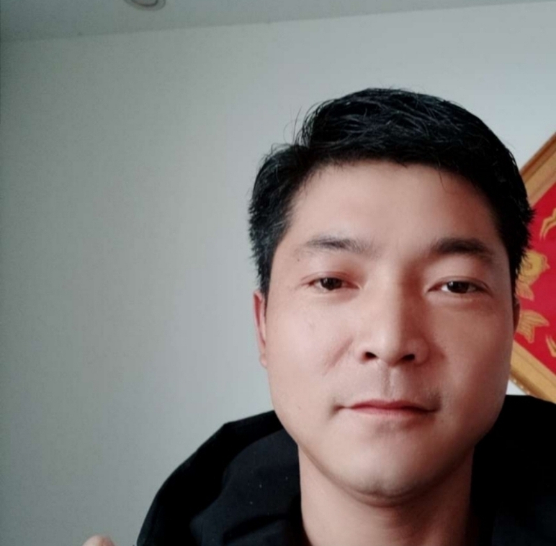 郝运的第一张照片--黄冈相亲服务中心
