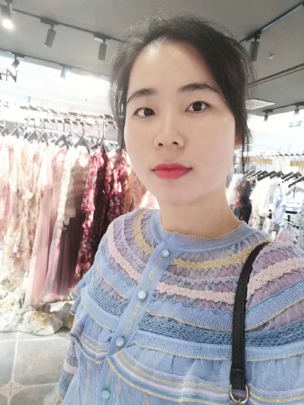 团笑的第一张照片--黄冈相亲服务中心