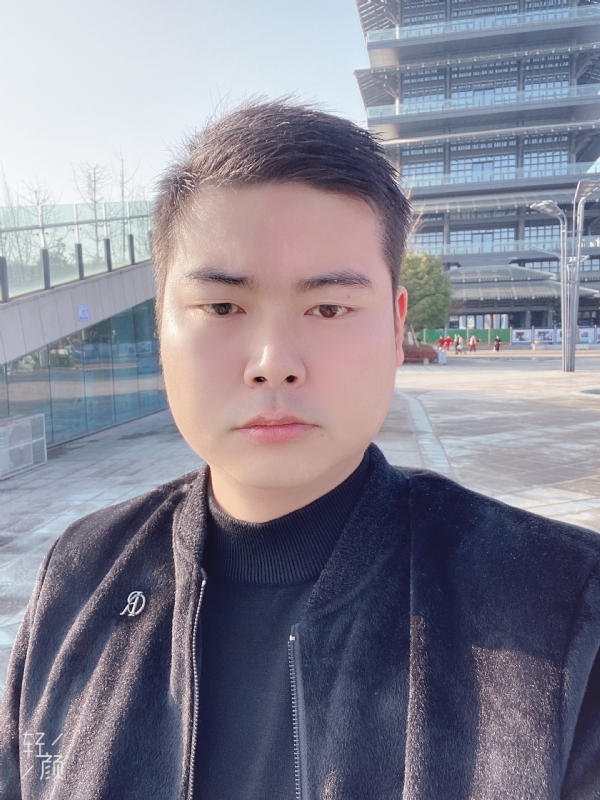 南心遥的第一张照片--黄冈相亲服务中心