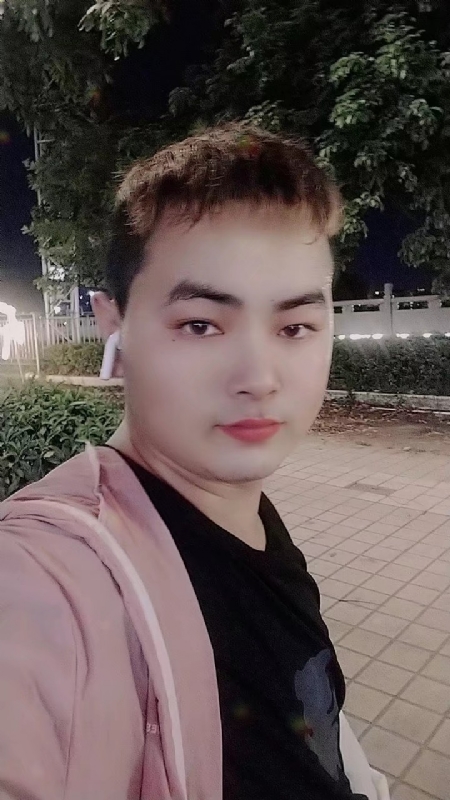 康玖伟的第一张照片--黄冈相亲服务中心