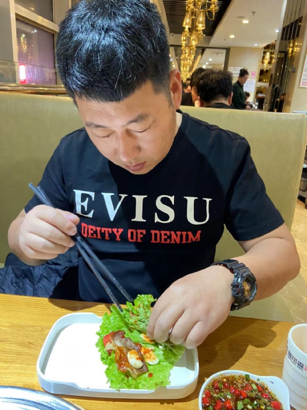 砒霜的第一张照片--黄冈相亲服务中心