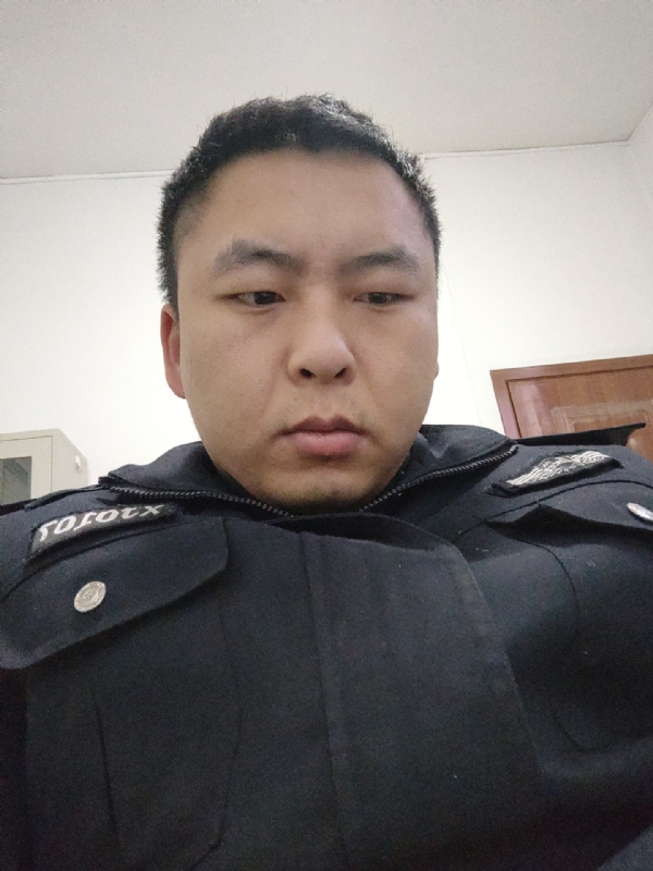好纠结的第一张照片--黄冈相亲服务中心