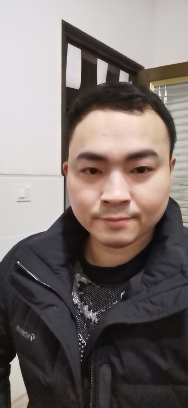 老实人的第一张照片--黄冈相亲服务中心