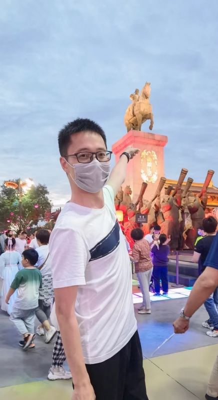 一休哥的第一张照片--黄冈相亲服务中心