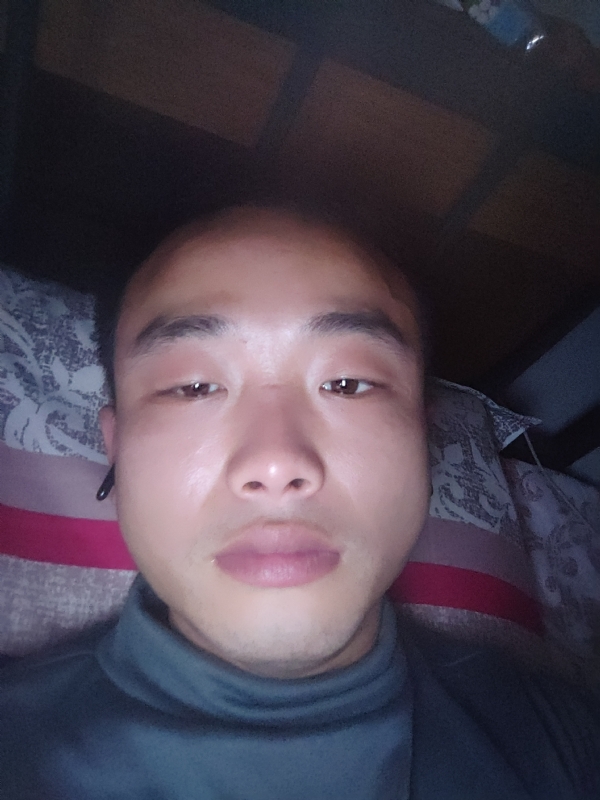 偏爱的第一张照片--黄冈相亲服务中心