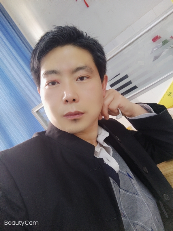 铜豌豆的第一张照片--黄冈相亲服务中心