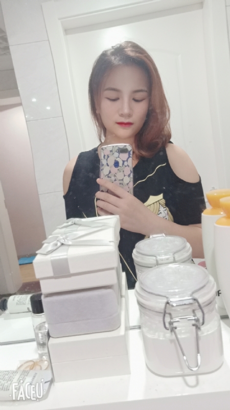 刘莲酥的第四张照片--黄冈相亲服务中心