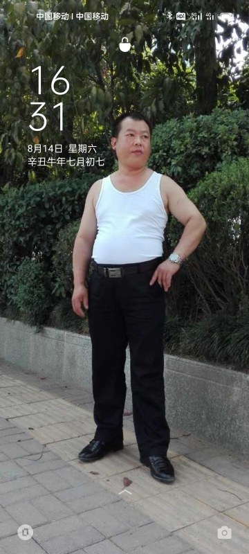 不加糖的苦咖啡的第二张照片--黄冈相亲服务中心
