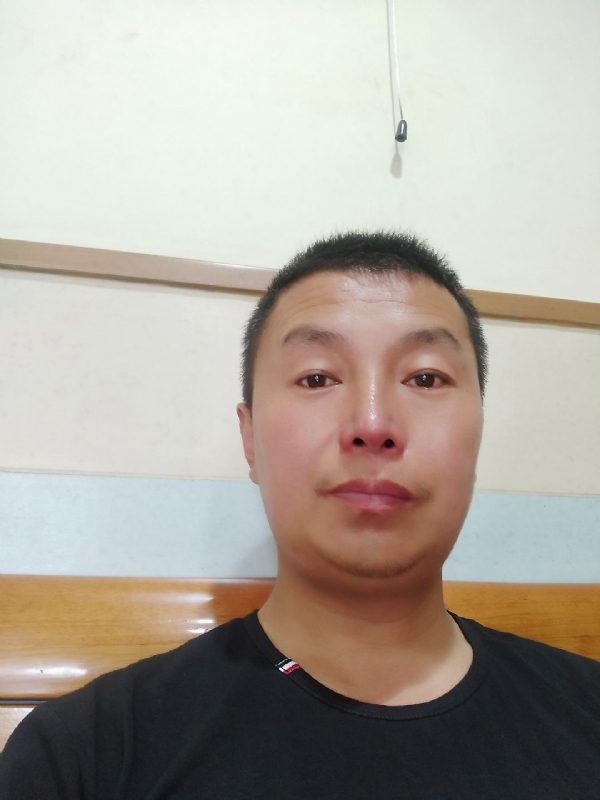 快乐的小鱼儿的第一张照片--黄冈相亲服务中心