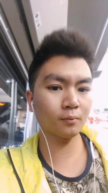 瑞泽的第一张照片--黄冈相亲服务中心