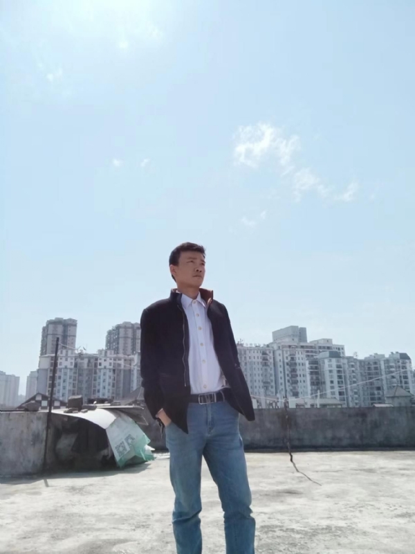 蓝色心情的第一张照片--黄冈相亲服务中心