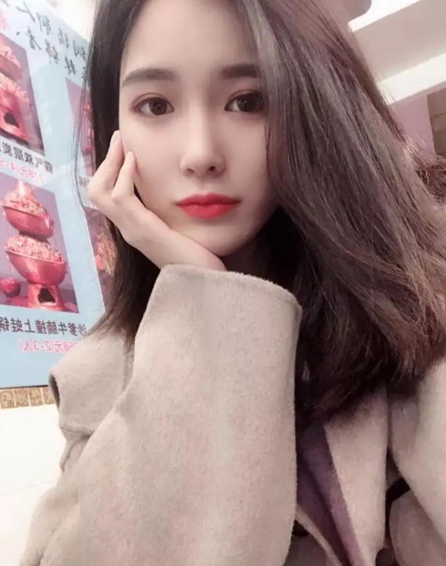 谢玲的第一张照片--黄冈相亲服务中心