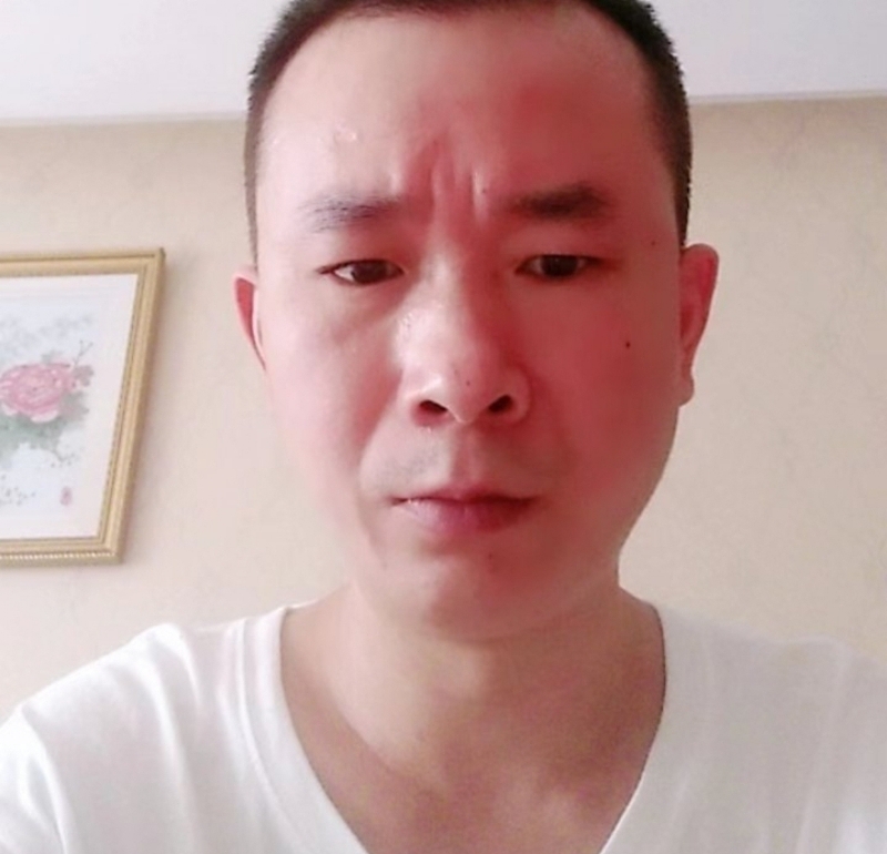 自由飞翔的第一张照片--黄冈相亲服务中心