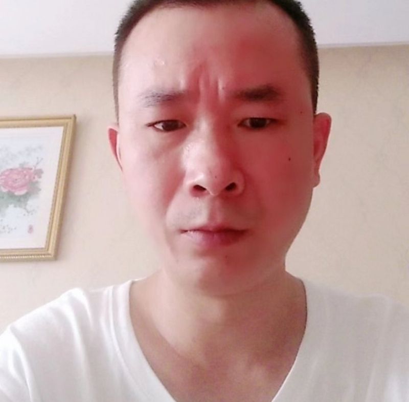 自由飞翔的第三张照片--黄冈相亲服务中心
