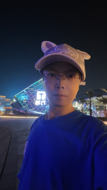 富贵使我们相遇的第一张照片--黄冈相亲服务中心