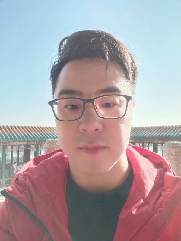不爱吃竹子的小熊的第一张照片--黄冈相亲服务中心