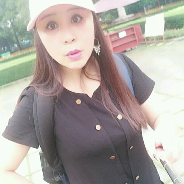 追光的第一张照片--黄冈相亲服务中心