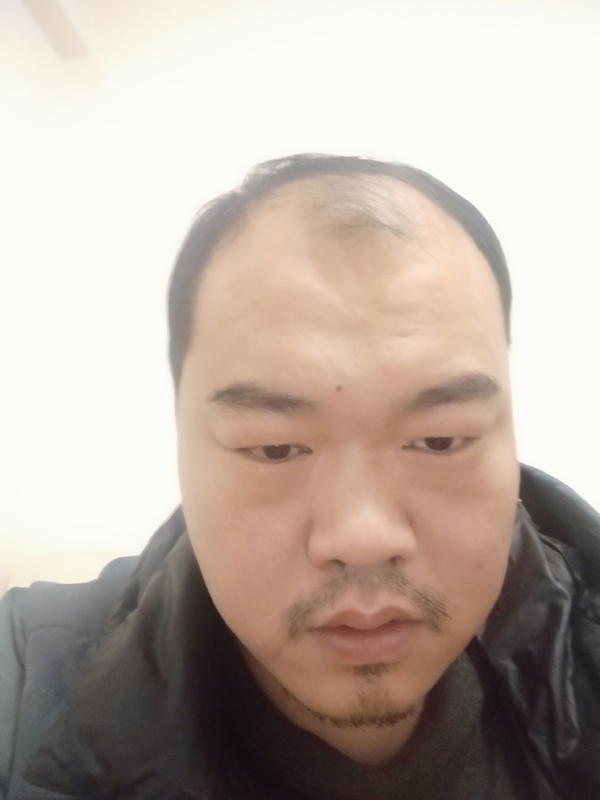 海阔天空的第一张照片--黄冈相亲服务中心