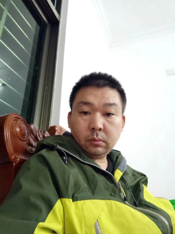 阿汤的第一张照片--黄冈相亲服务中心