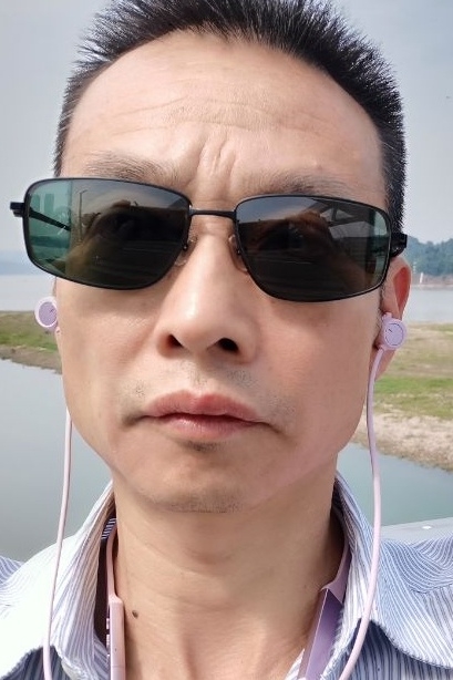 猪哥哥的第三张照片--黄冈相亲服务中心