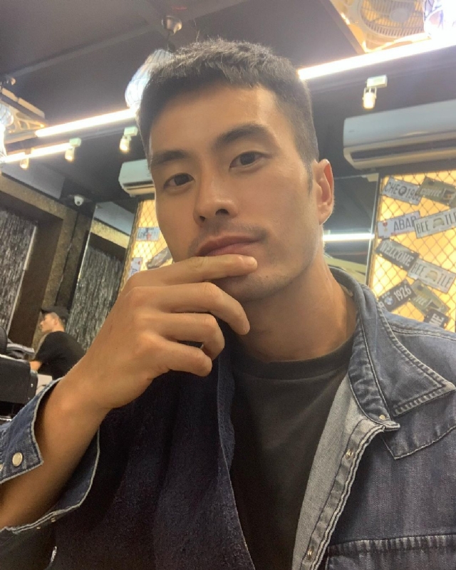 伟业强哥的第一张照片--黄冈相亲服务中心