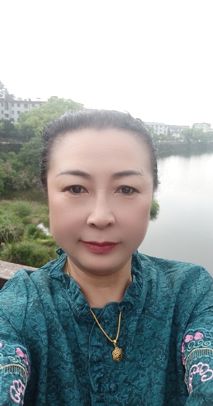 雨中情的第二张照片--黄冈相亲服务中心