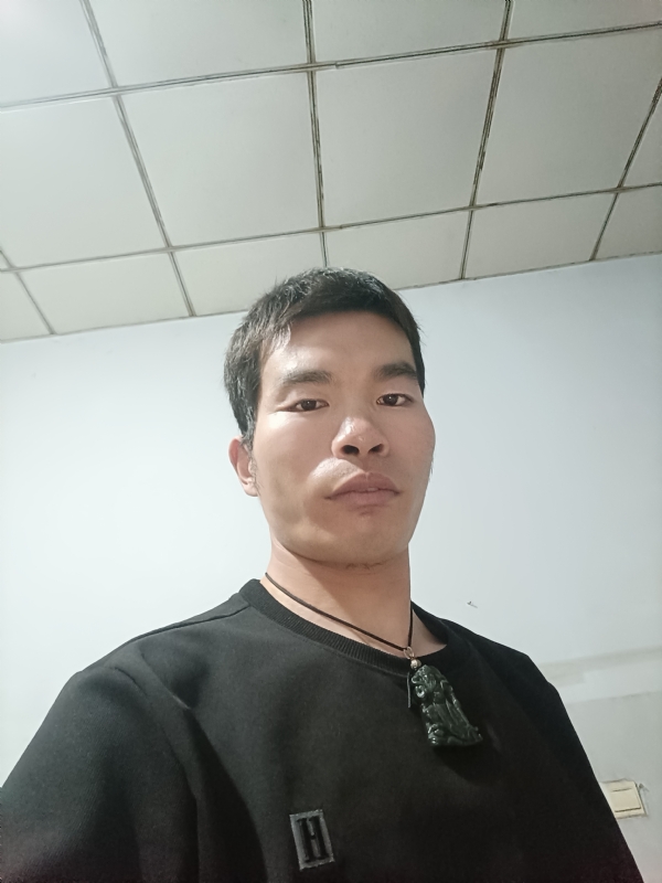 小松(11)的第一张照片--黄冈相亲服务中心