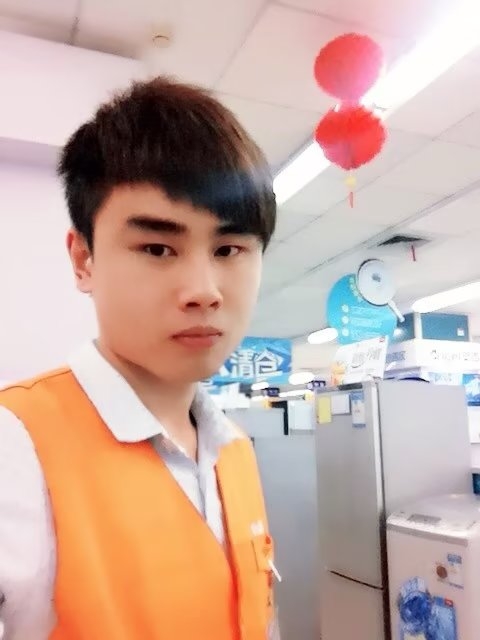 罗自强的第一张照片--黄冈相亲服务中心