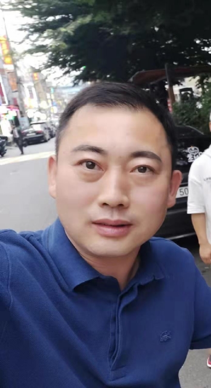 李龙的第一张照片--黄冈相亲服务中心