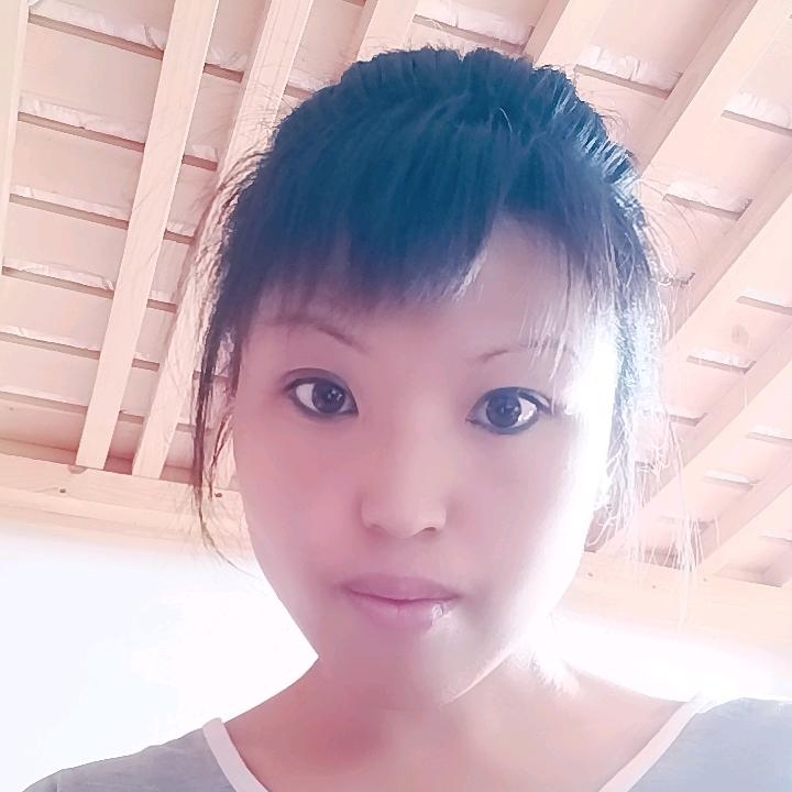 Lily的第一张照片--黄冈相亲服务中心