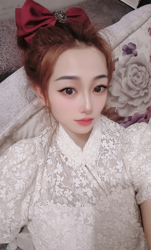 有缘千里来相会的第一张照片--黄冈相亲服务中心