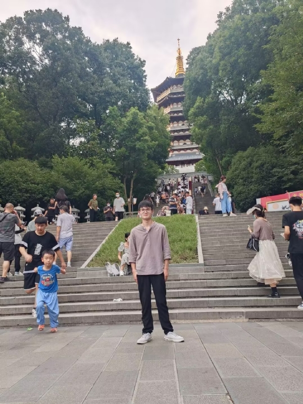 阳光男孩的第五张照片--黄冈相亲服务中心