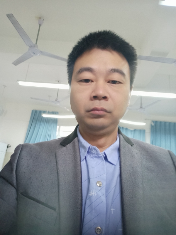 cyc的第二张照片--黄冈相亲服务中心