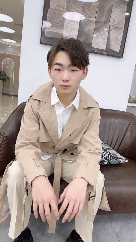 啊哲的第一张照片--黄冈相亲服务中心