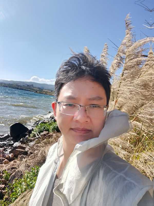 梅安歌的第一张照片--黄冈相亲服务中心