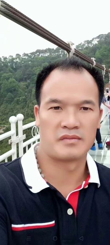 劲郎的第一张照片--黄冈相亲服务中心