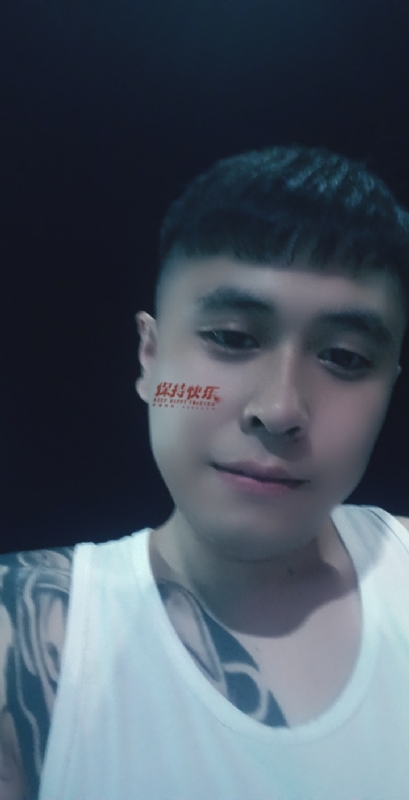 愚忠的第一张照片--黄冈相亲服务中心