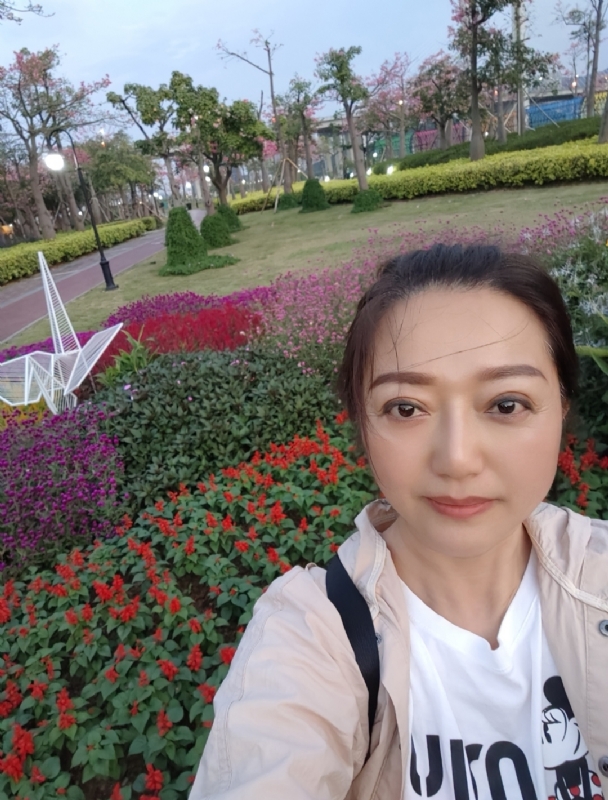 m云朵的第一张照片--黄冈相亲服务中心