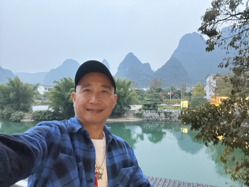 民叔叔的第一张照片--黄冈相亲服务中心