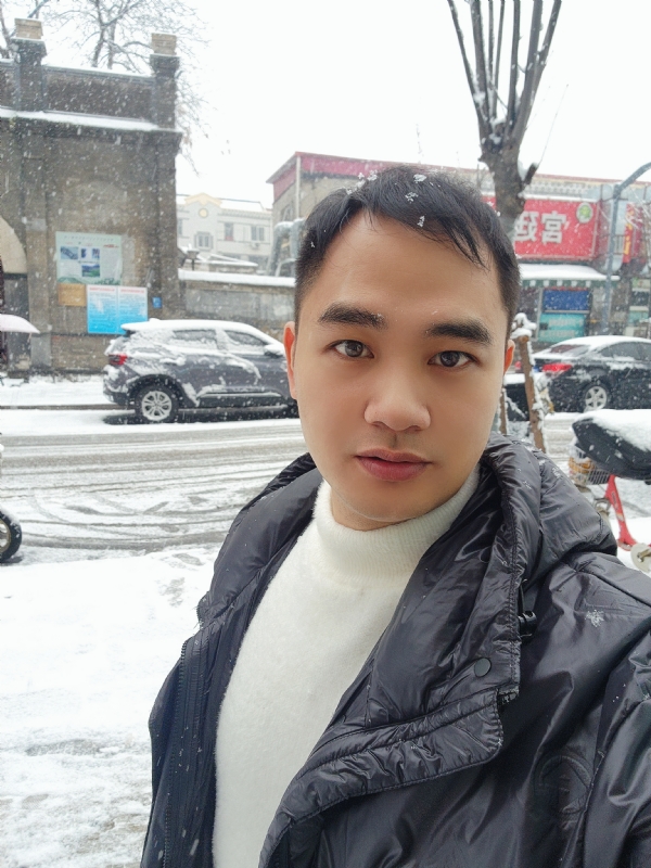 寻找合适伴侣的第一张照片--黄冈相亲服务中心