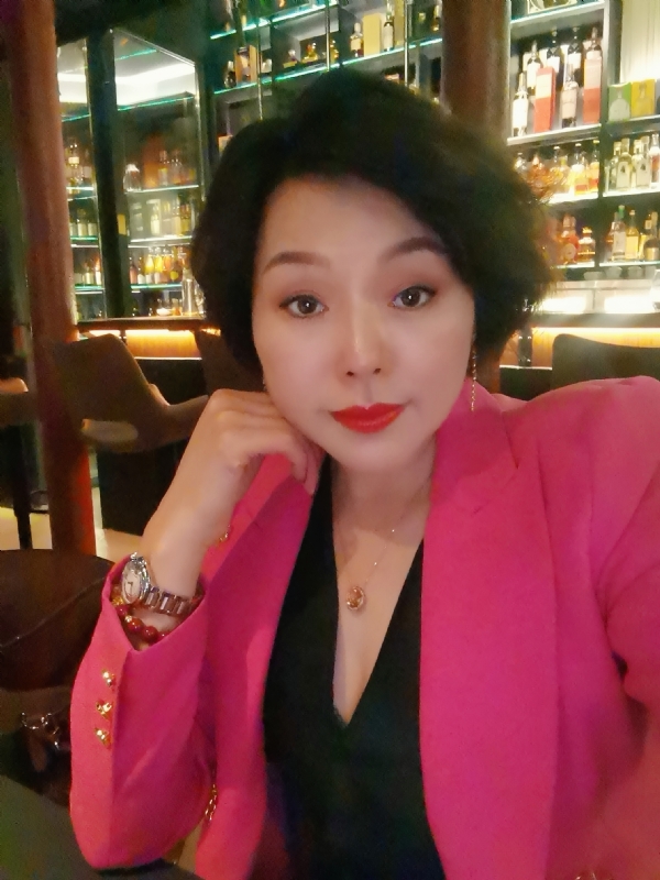 feng的第一张照片--黄冈相亲服务中心
